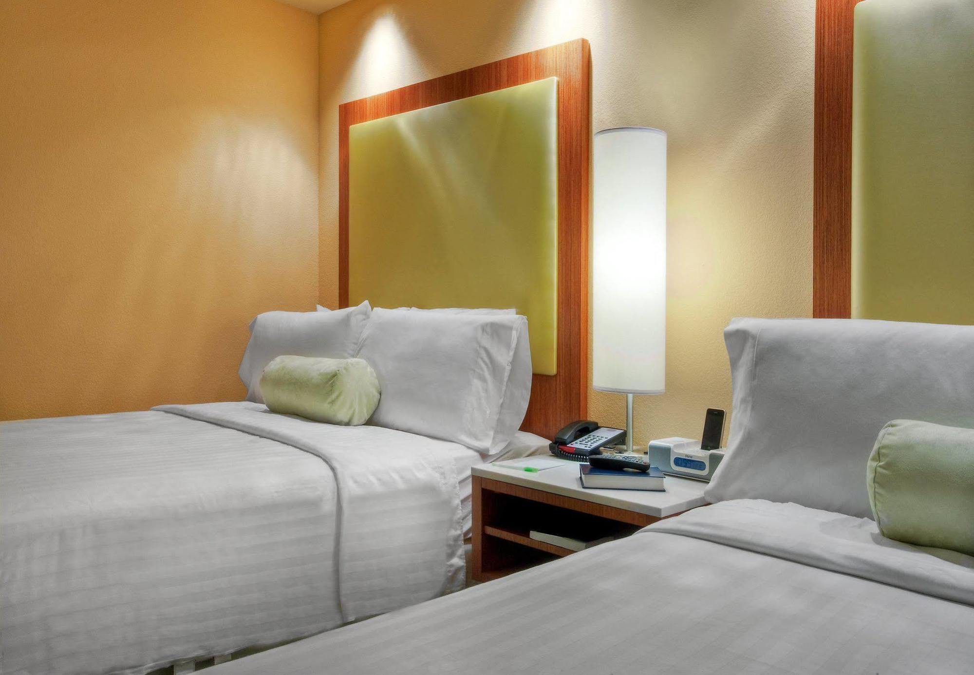 Springhill Suites By Marriott Baton Rouge North / Airport Esterno foto